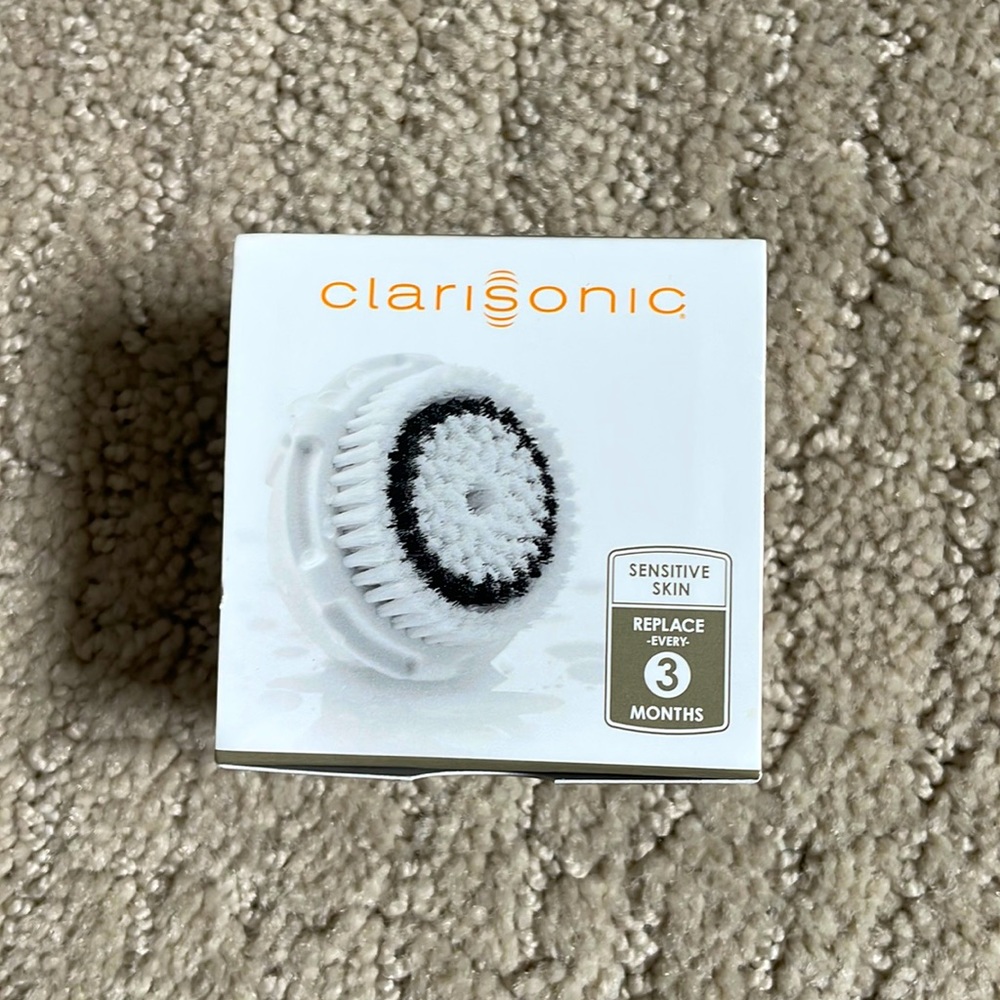 Brand New Clarisonic Sensitive Brush Head (1-Pack)